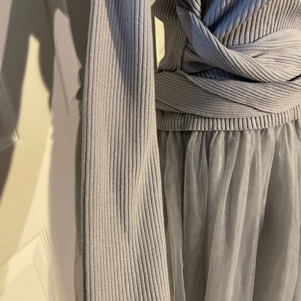 Woman’s Dress/ new without Tags/ Grey soft dress - Picture 3 of 8